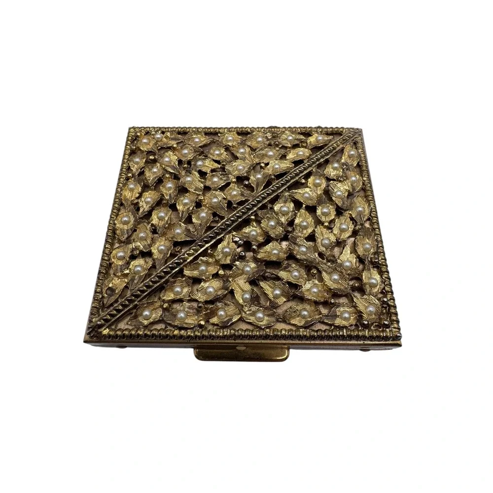 Vintage Gold Tone Pearl Compact Mirror Powder Case Ornate‎ Vanity Accessory